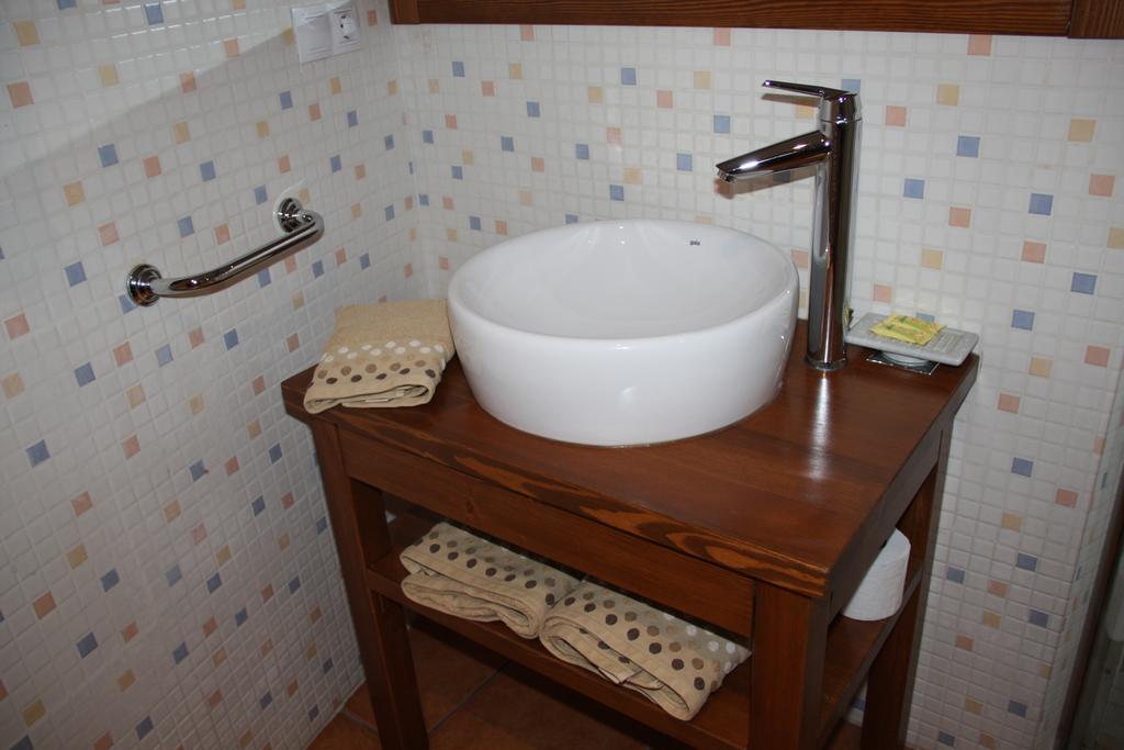 Apartamentos Rurales Gúdar Pokoj fotografie