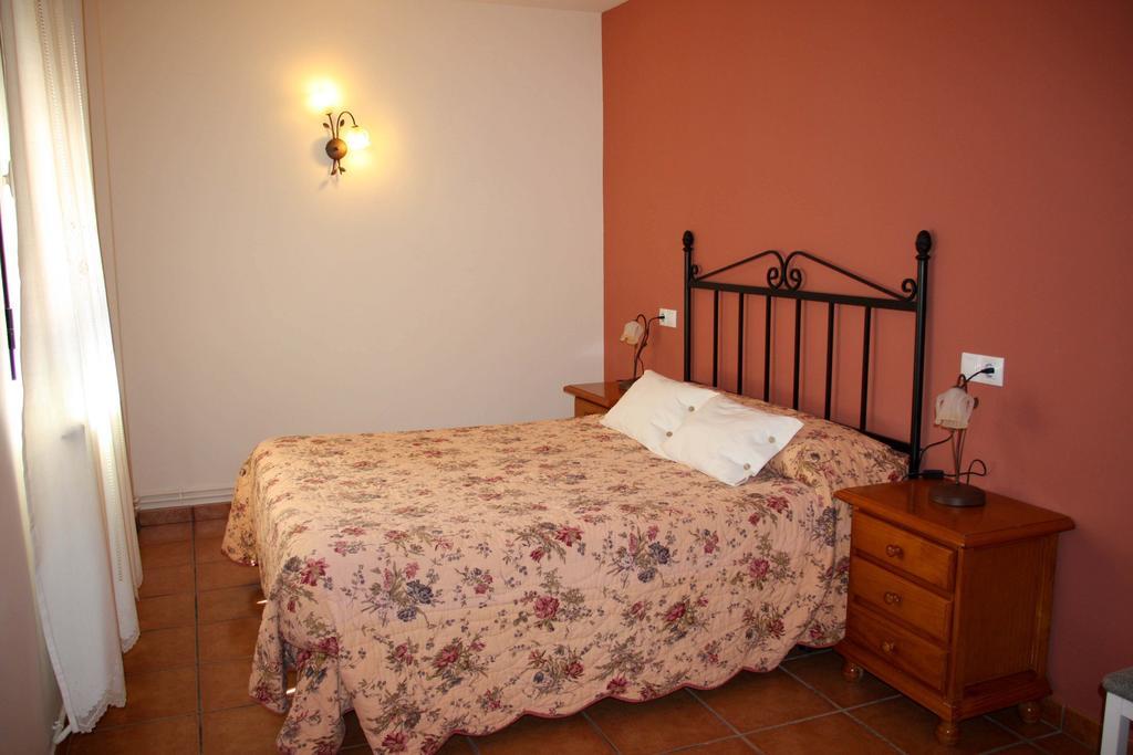 Apartamentos Rurales Gúdar Pokoj fotografie